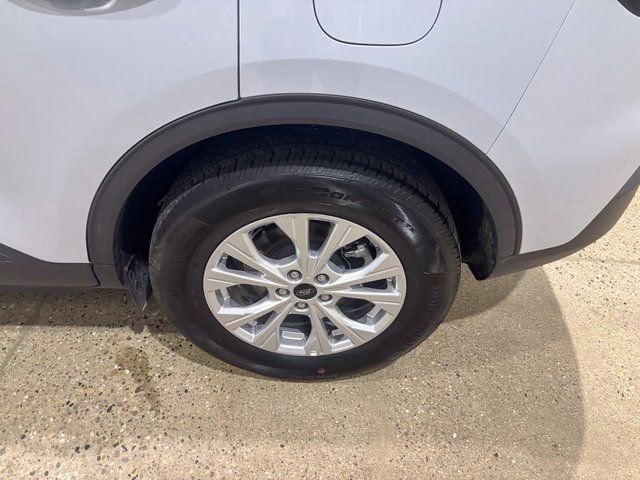 Used 2025 Ford Escape Active image 31