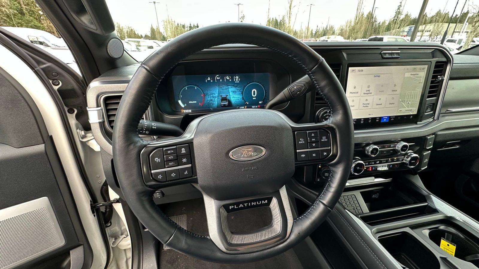 Used 2025 Ford F350 Platinum w/ FX4 Off-Road Package AWD/4WD image 11