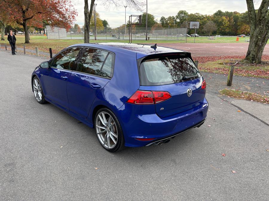 Used 2017 Volkswagen Golf 4-Door image 15