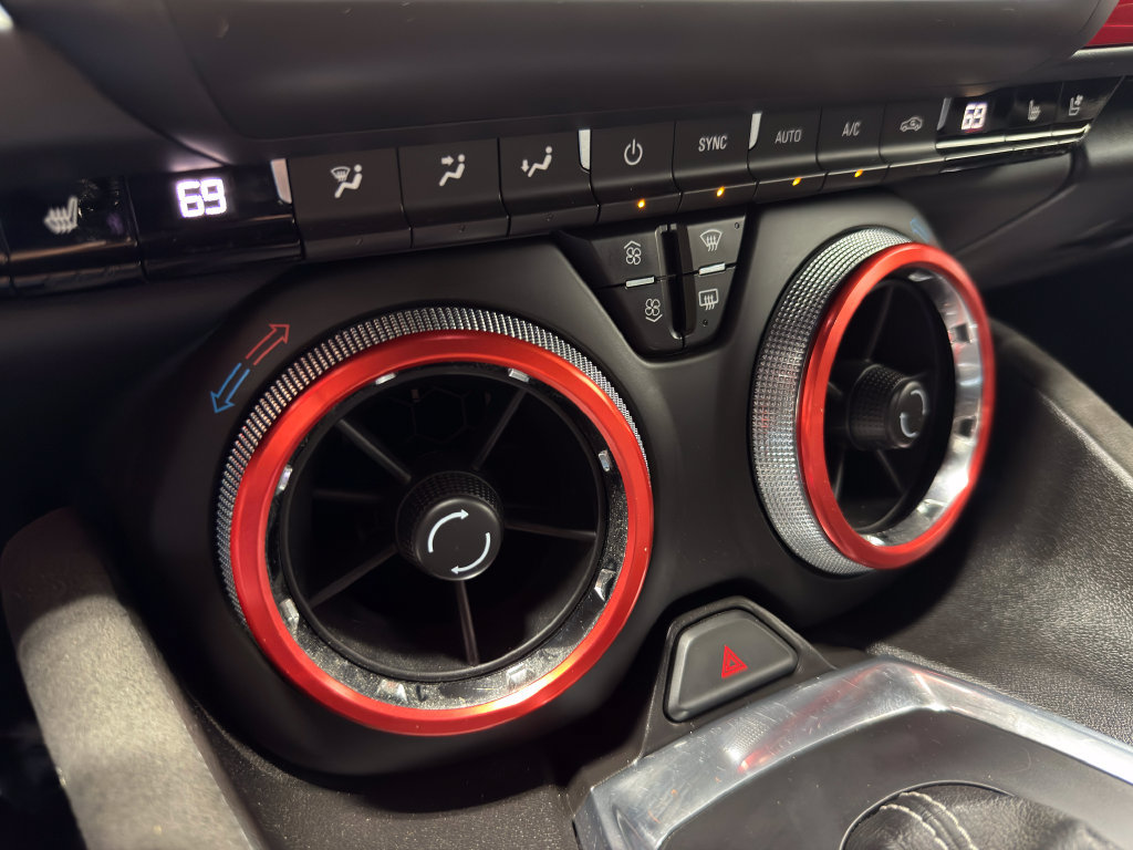 Used 2016 Chevrolet Camaro SS RWD image 27