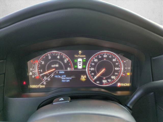 Used 2015 Cadillac Escalade Premium image 11