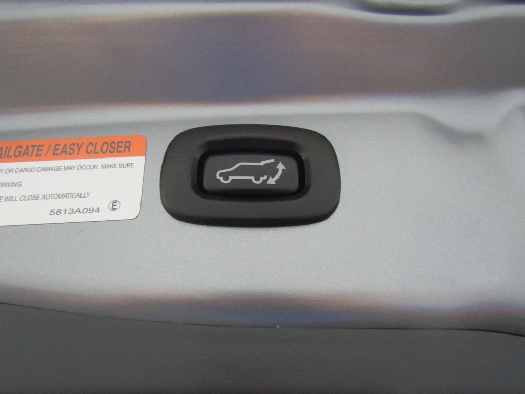 Used 2022 Mitsubishi Outlander SEL image 7