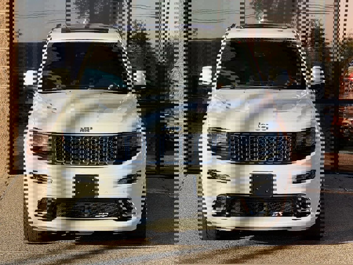 Used 2015 Jeep Grand Cherokee SRT w/ Trailer Tow Group IV image 23