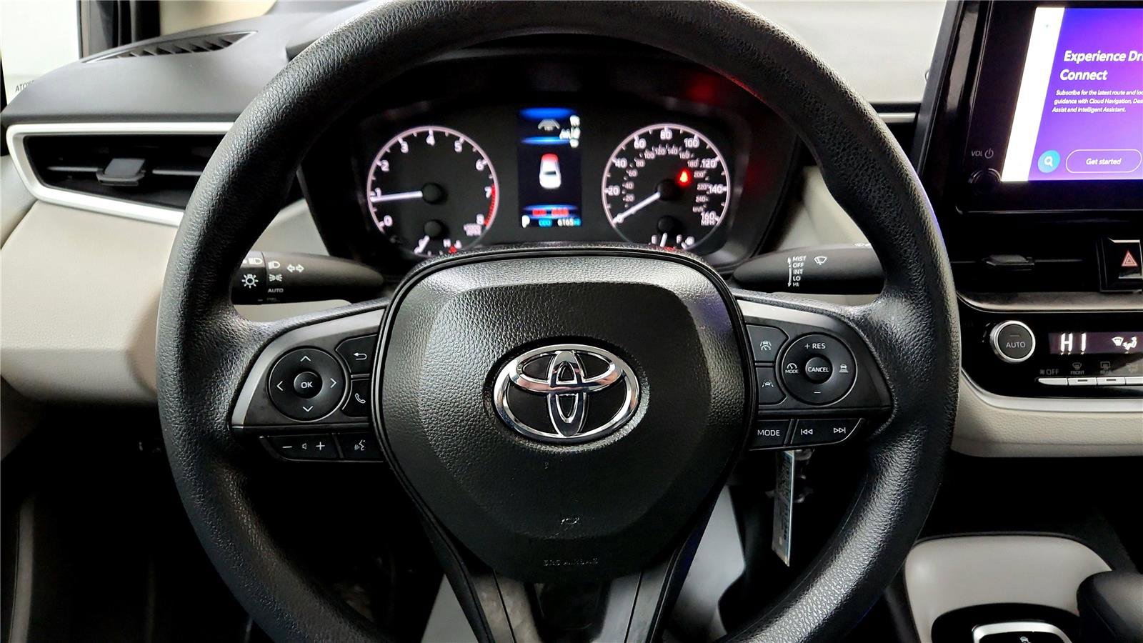 Certified 2025 Toyota Corolla LE image 18