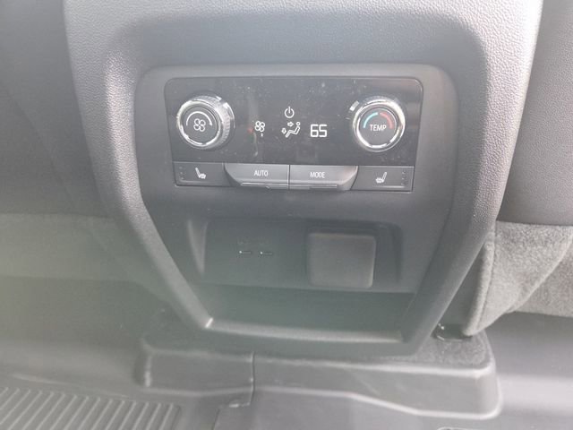 New 2026 Chevrolet Traverse RS w/ LPO, Floor Liner Package AWD/4WD image 19