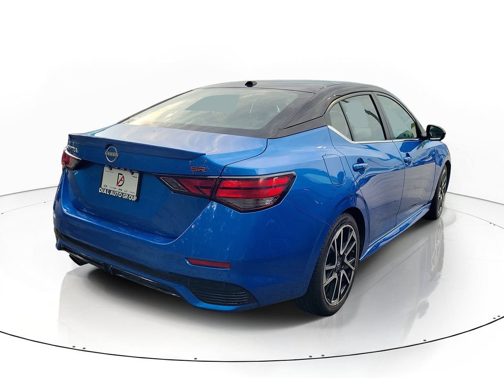 Used 2024 Nissan Sentra SR w/ SR Premium Package FWD image 4