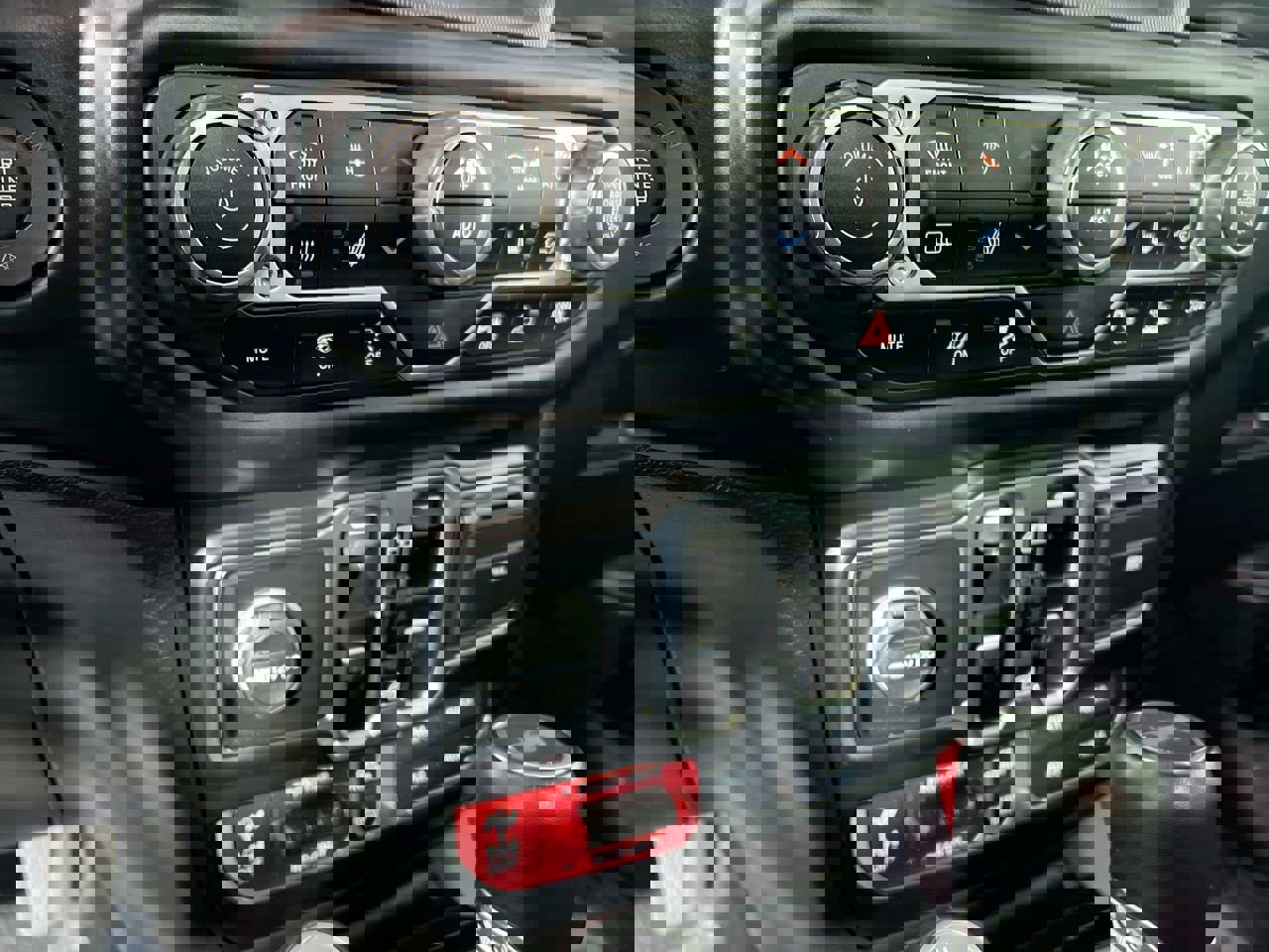 Used 2023 Jeep Wrangler Rubicon 392 w/ Xtreme Recon 35" Tire Package image 24