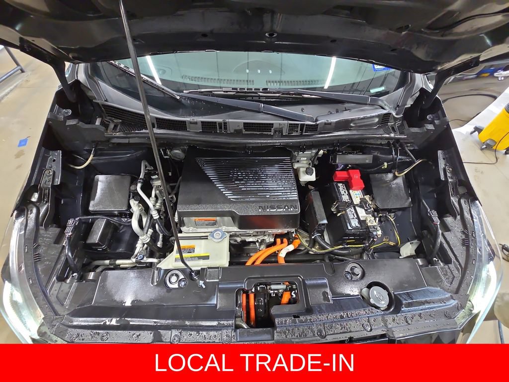 Used 2022 Nissan Leaf SV w/ SV Technology Package FWD image 30