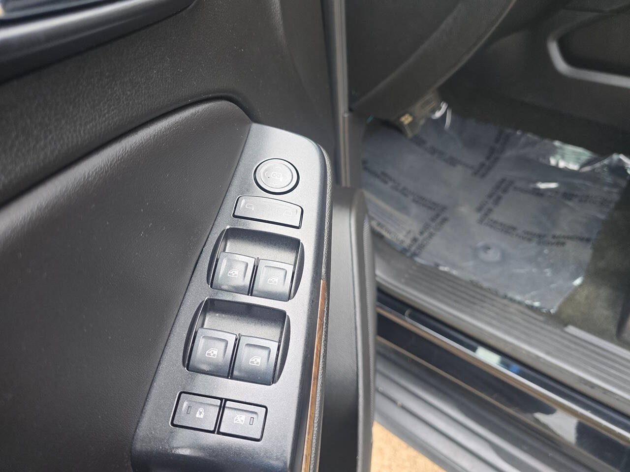 Used 2018 Chevrolet Tahoe LS RWD image 14