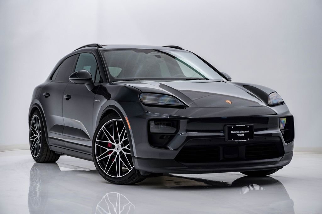 Certified 2025 Porsche Macan 4S Electric image 8