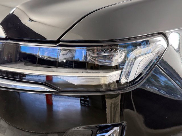 Certified 2024 Cadillac Escalade Premium Luxury AWD/4WD image 13