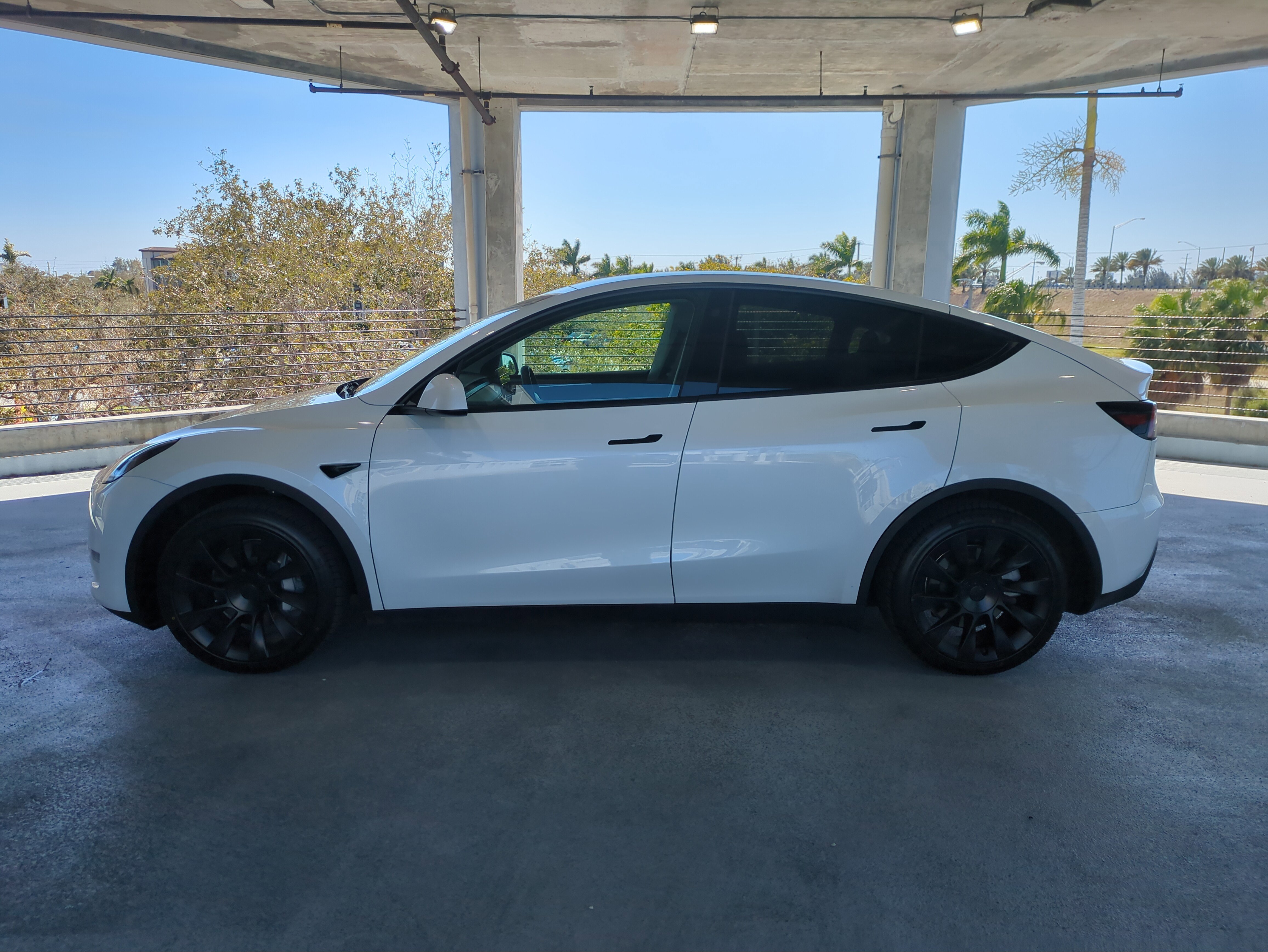 Used 2023 Tesla Model Y Long Range image 8