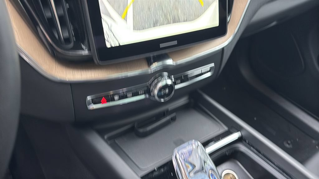 New 2026 Volvo XC60 B5 Plus AWD/4WD image 20