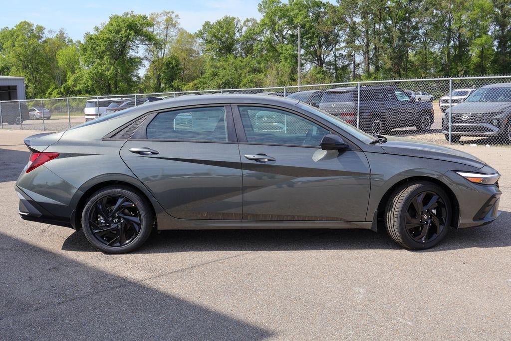 New 2026 Hyundai Elantra Sport FWD image 26