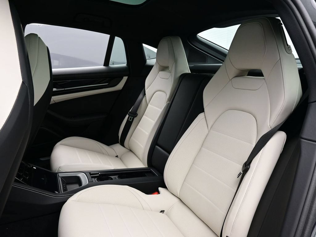 Certified 2026 Porsche Panamera 4 AWD/4WD image 15