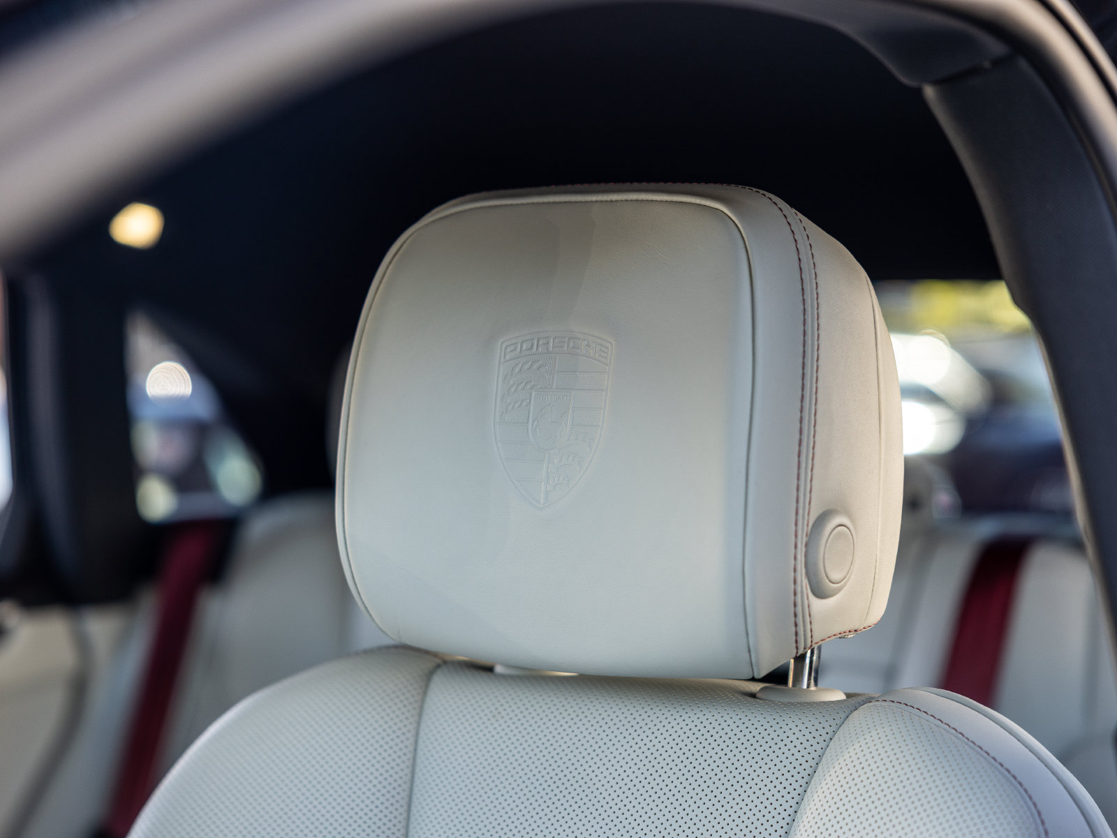 Certified 2024 Porsche Macan GTS AWD/4WD image 45