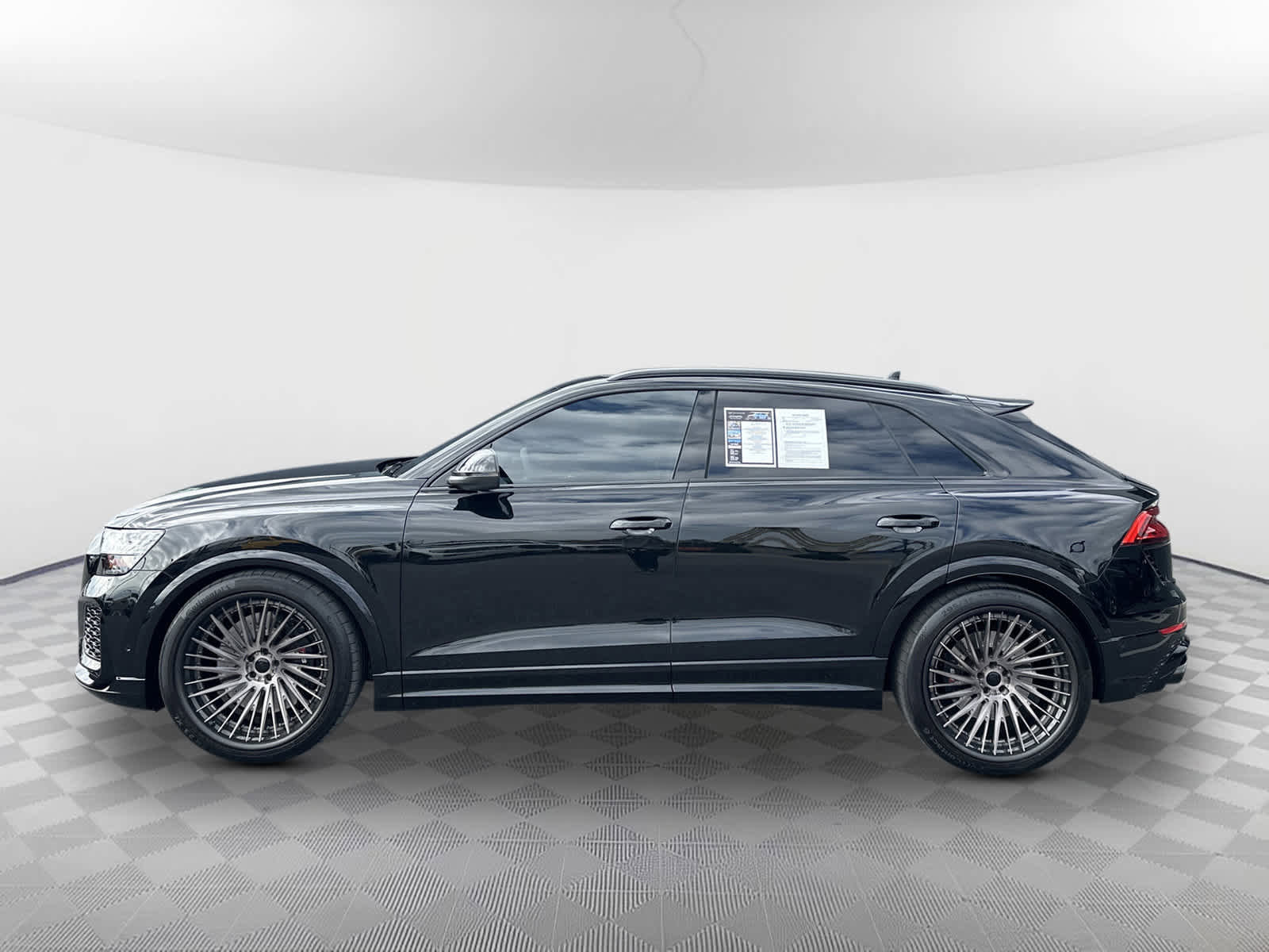 Used 2024 Audi RS Q8 image 4