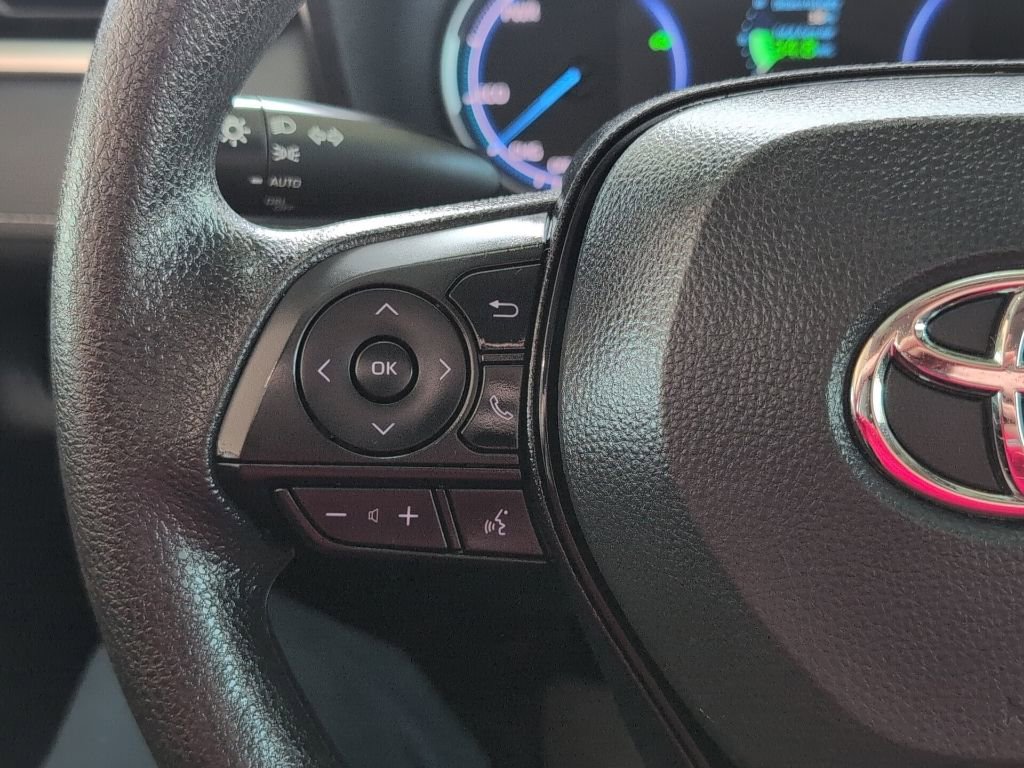 Used 2025 Toyota RAV4 XLE image 26