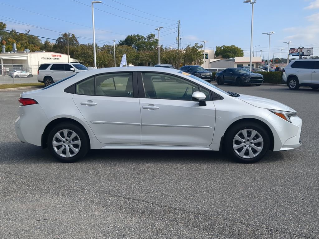 Used 2024 Toyota Corolla LE image 12
