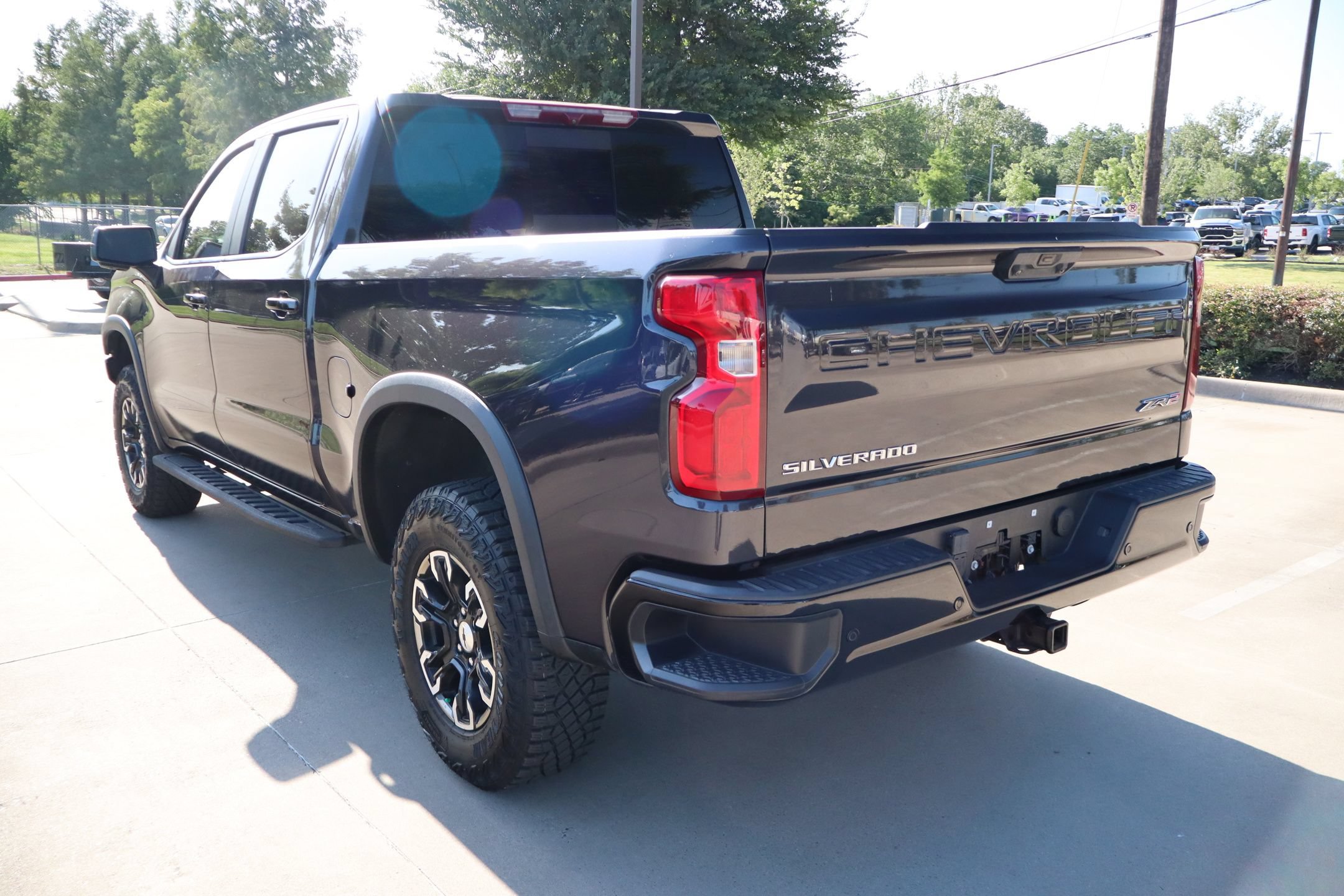 Used 2023 Chevrolet Silverado 1500 ZR2 AWD/4WD image 6