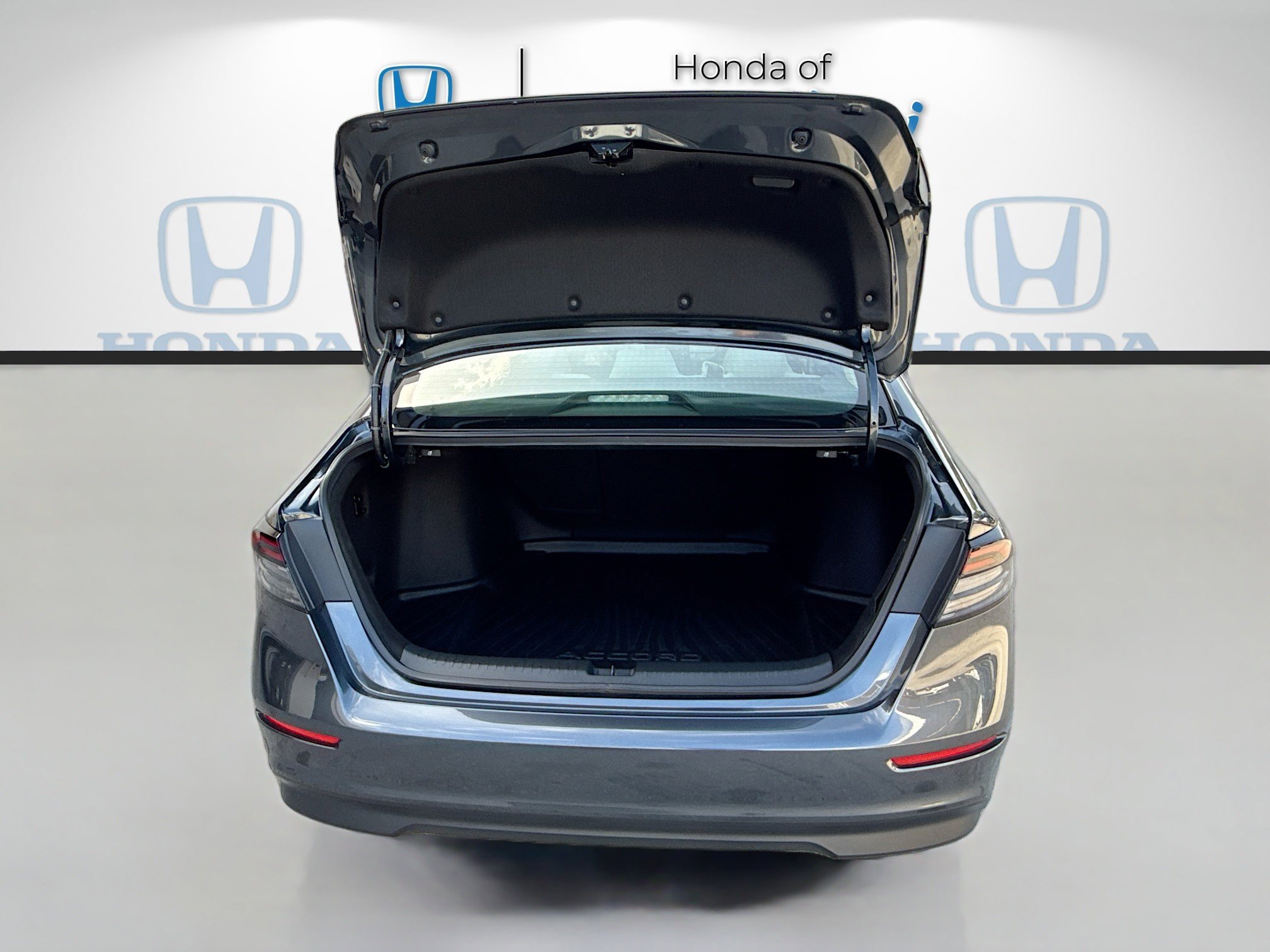 Certified 2024 Honda Accord EX image 25