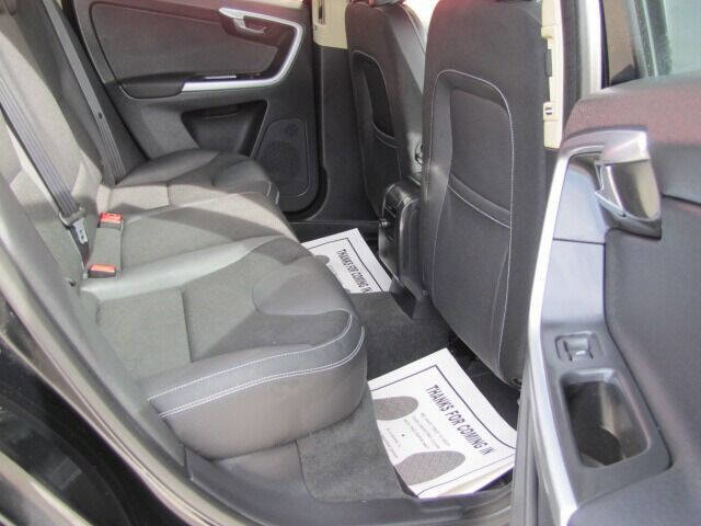 Used 2012 Volvo XC60 3.2 FWD image 16