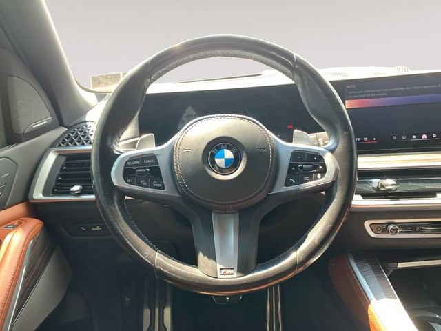 Used 2024 BMW X5 xDrive40i w/ M Sport Package AWD/4WD image 12