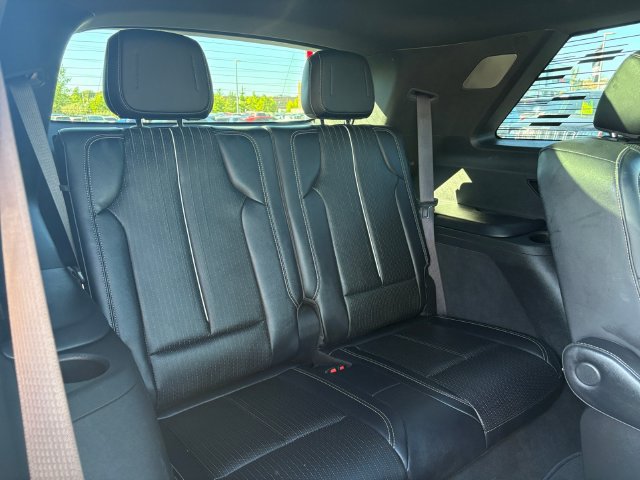 Certified 2026 Cadillac Vistiq Sport w/ LPO, Floor Liner Package AWD/4WD image 16