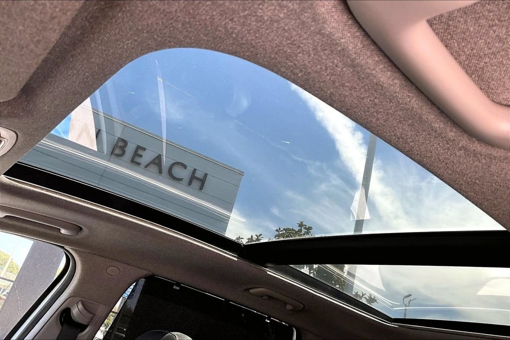 Used 2019 Hyundai Santa Fe FWD image 12