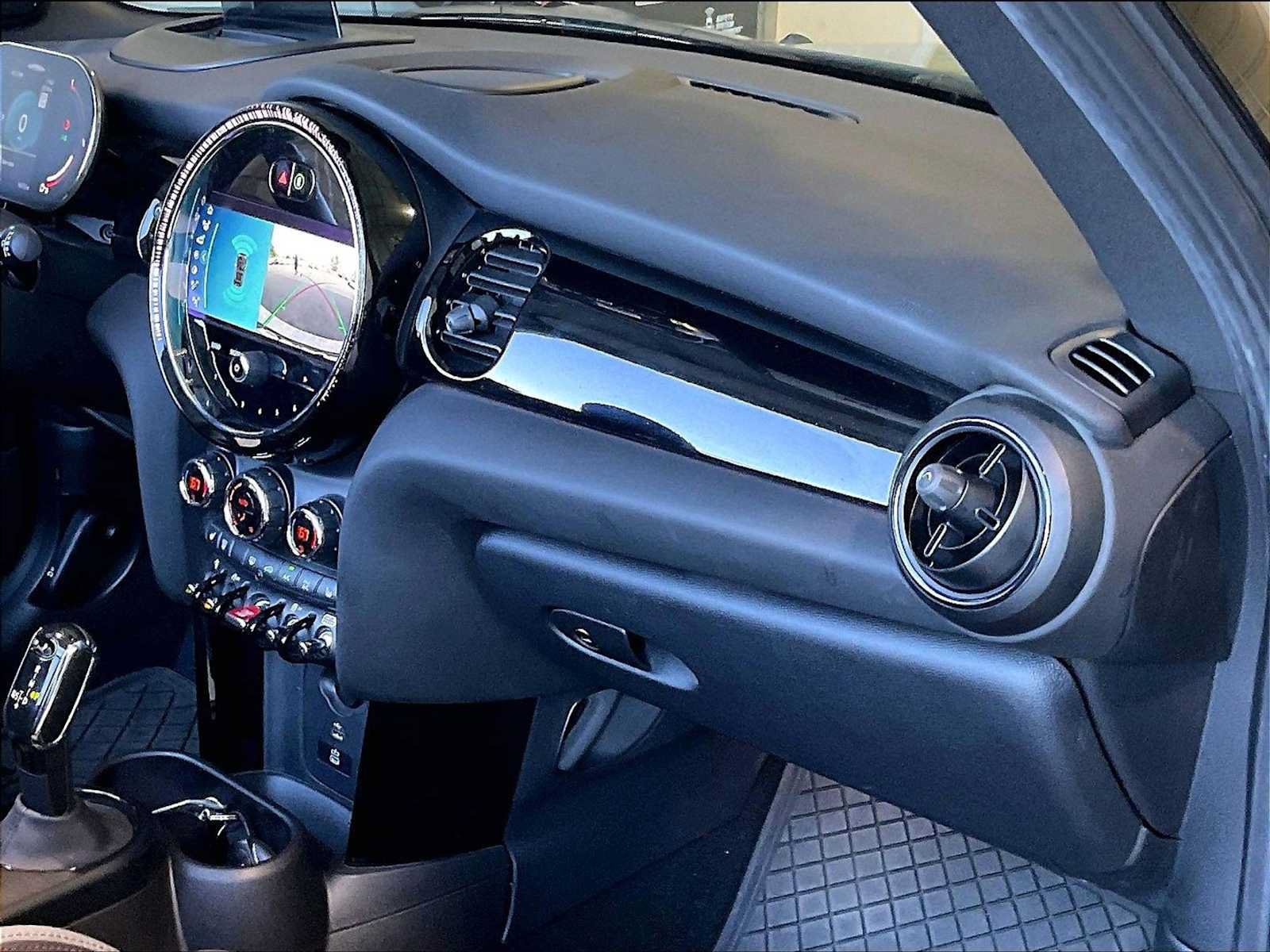 Used 2023 MINI Cooper John Cooper Works w/ Driver Assistance Package FWD image 17