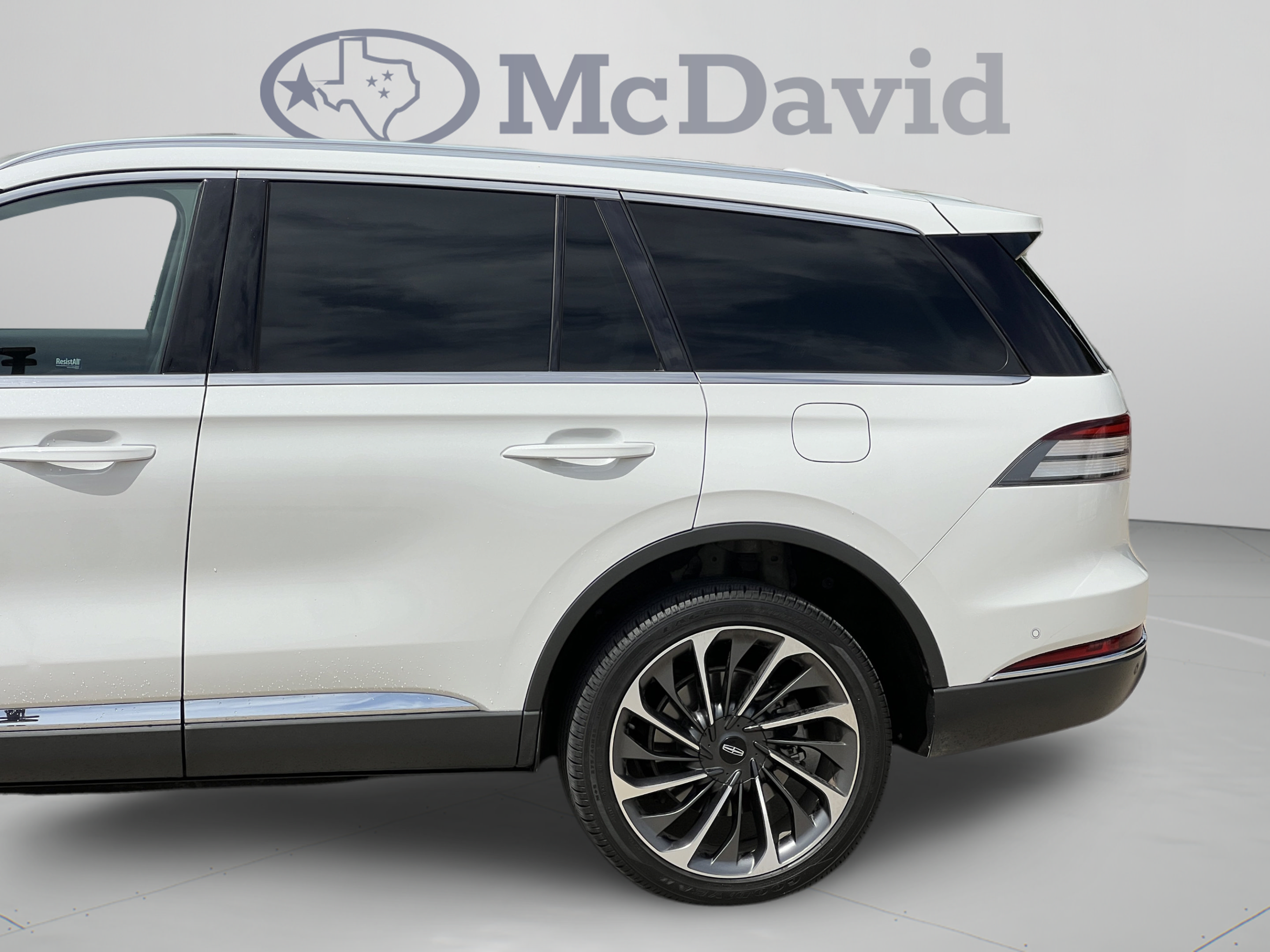 Used 2021 Lincoln Aviator Reserve w/ Equipment Group 202A AWD/4WD image 33