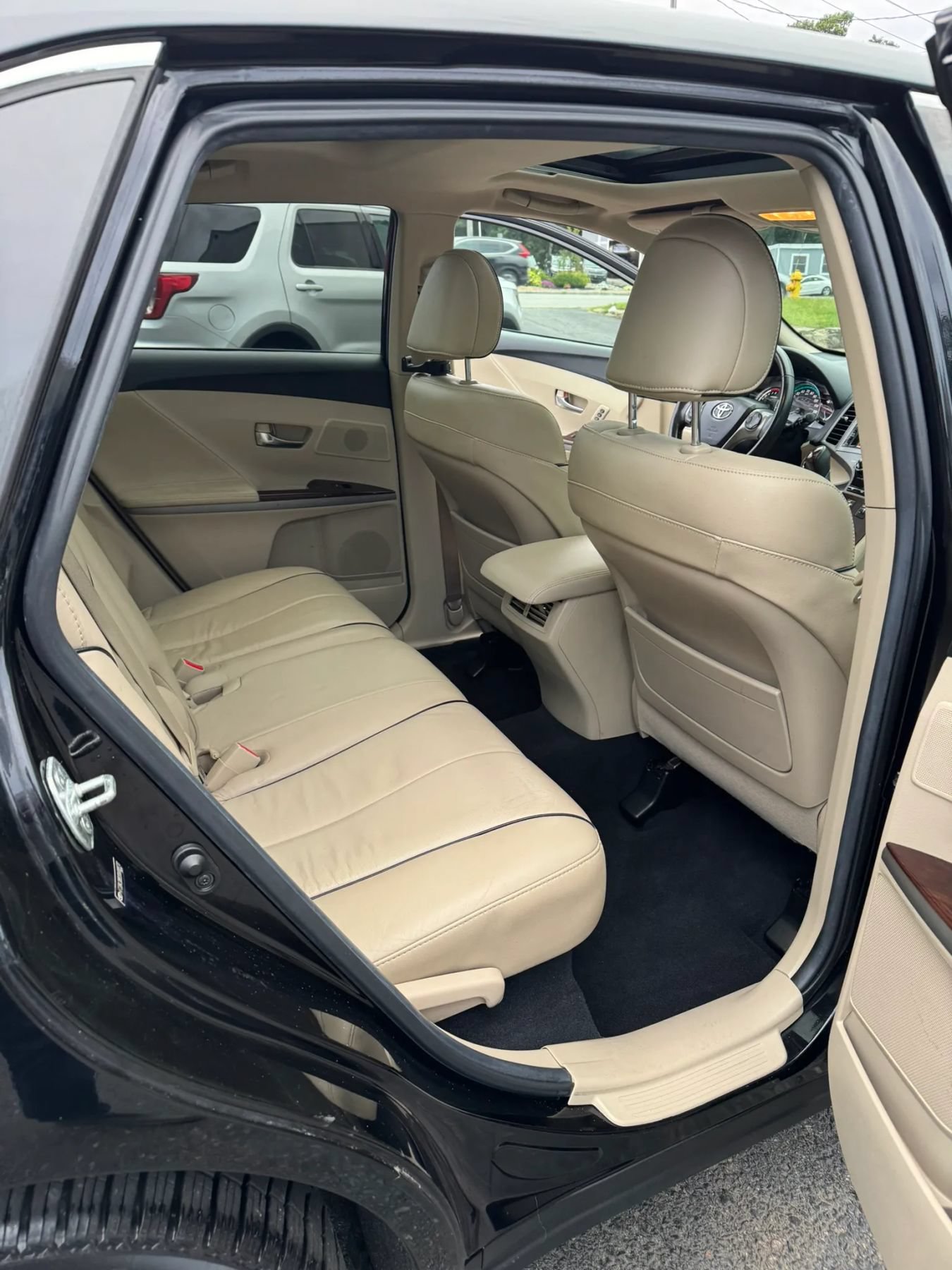 Used 2013 Toyota Venza XLE w/ XLE Premium Pkg AWD/4WD image 28