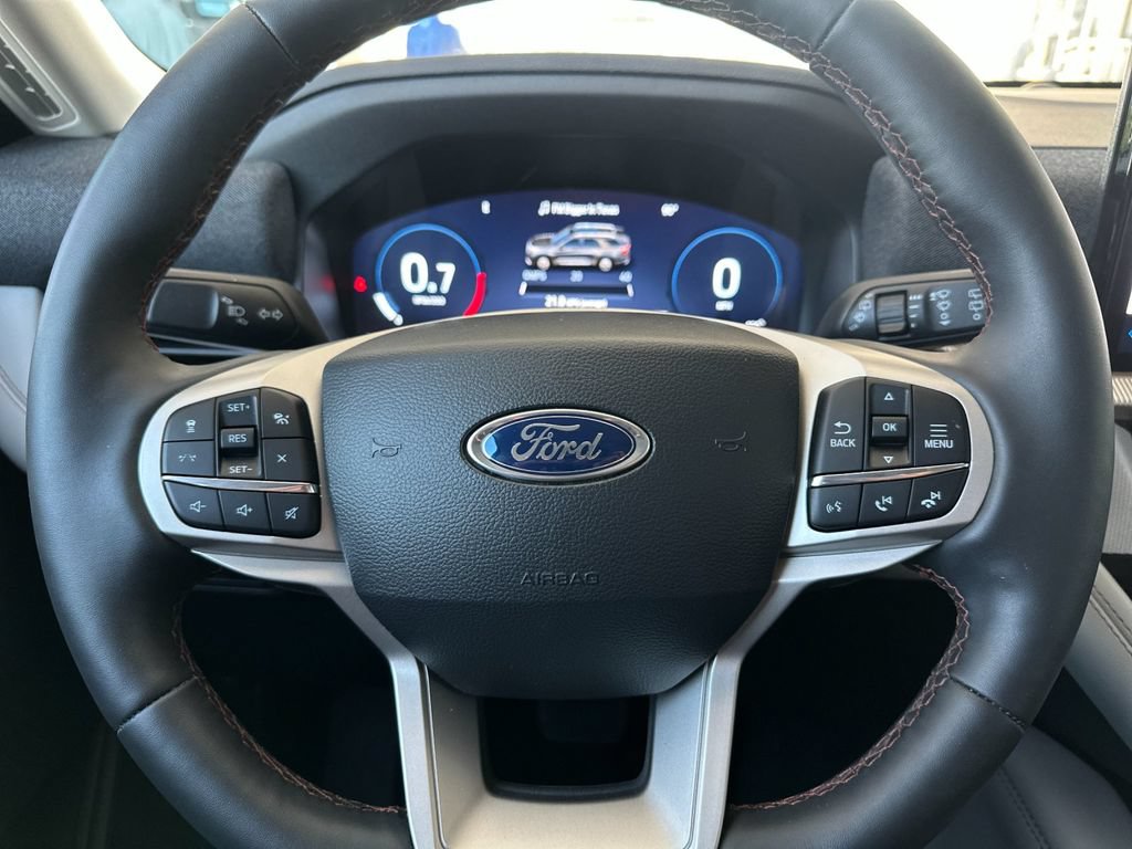 Used 2026 Ford Explorer Active w/ Active Comfort Package RWD image 24