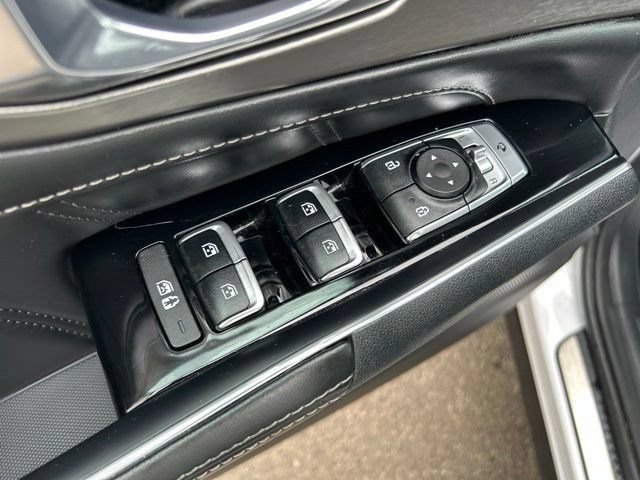Used 2023 Kia Sorento SX AWD/4WD image 10