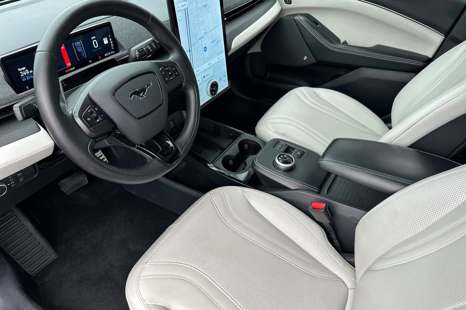 Used 2021 Ford Mustang Mach-E Premium image 10