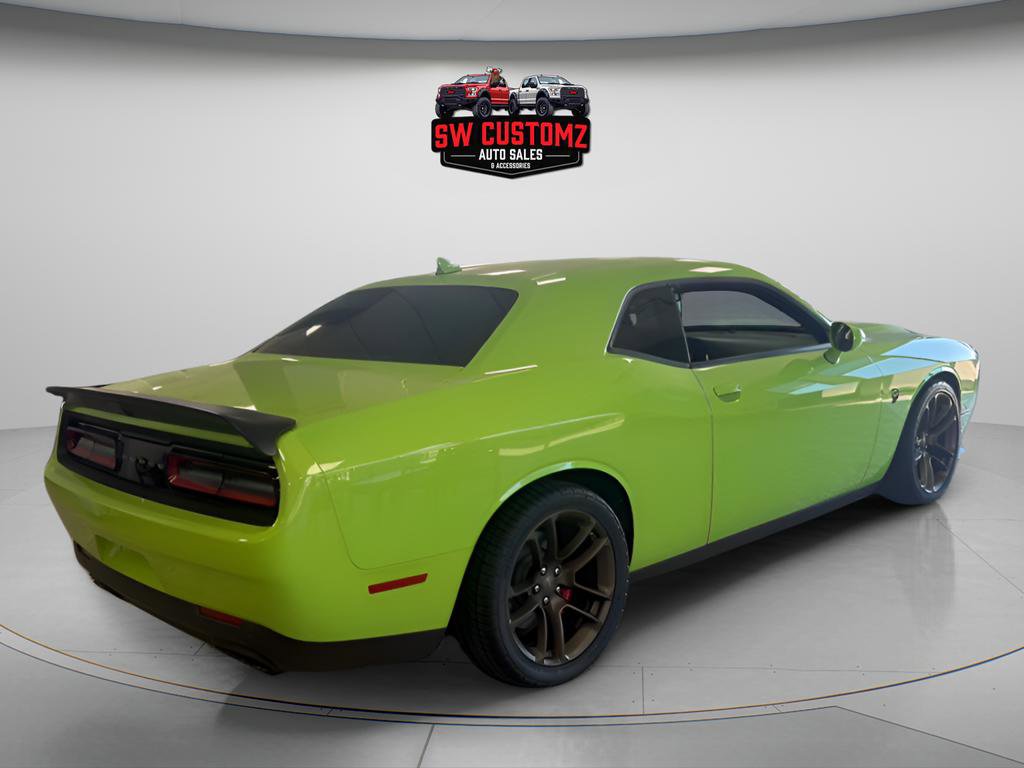 Used 2019 Dodge Challenger SRT Hellcat Redeye image 9