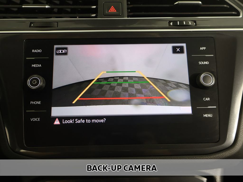 Used 2023 Volkswagen Tiguan SE image 6