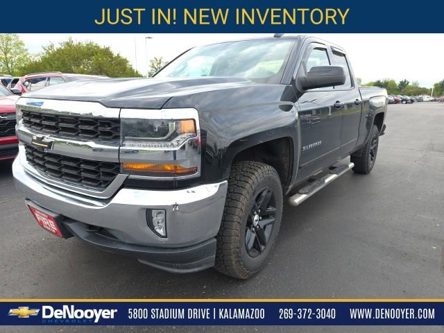 Used 2018 Chevrolet Silverado 1500 LT w/ All Star Edition AWD/4WD image 1