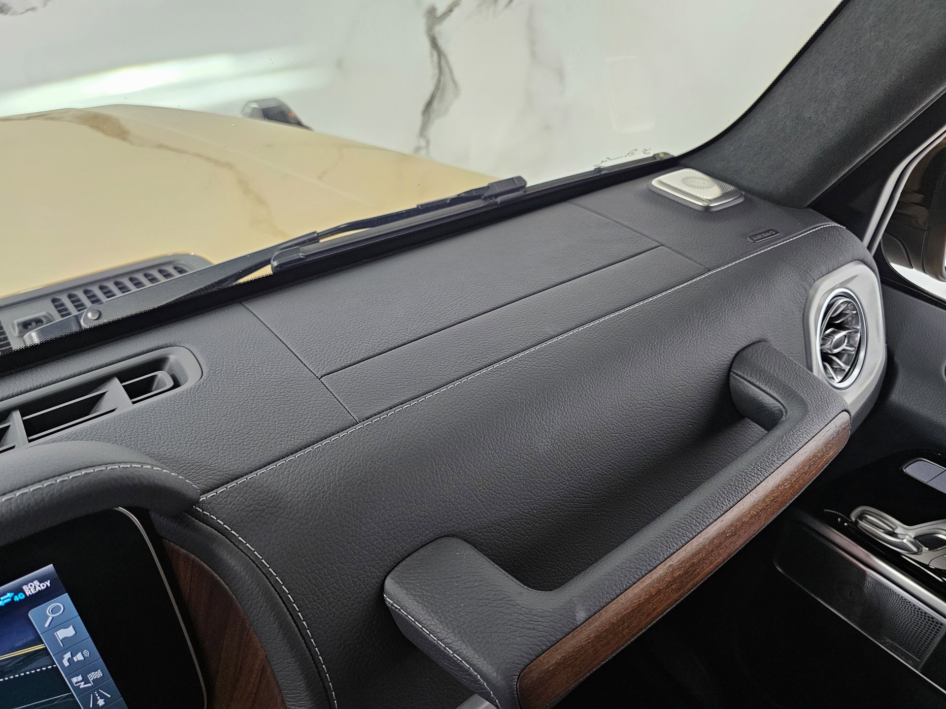 Used 2023 Mercedes-Benz G 550 image 43