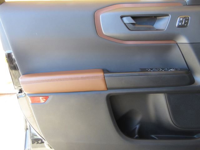 Certified 2024 Ford Bronco Sport Outer Banks w/ Tech Package image 9