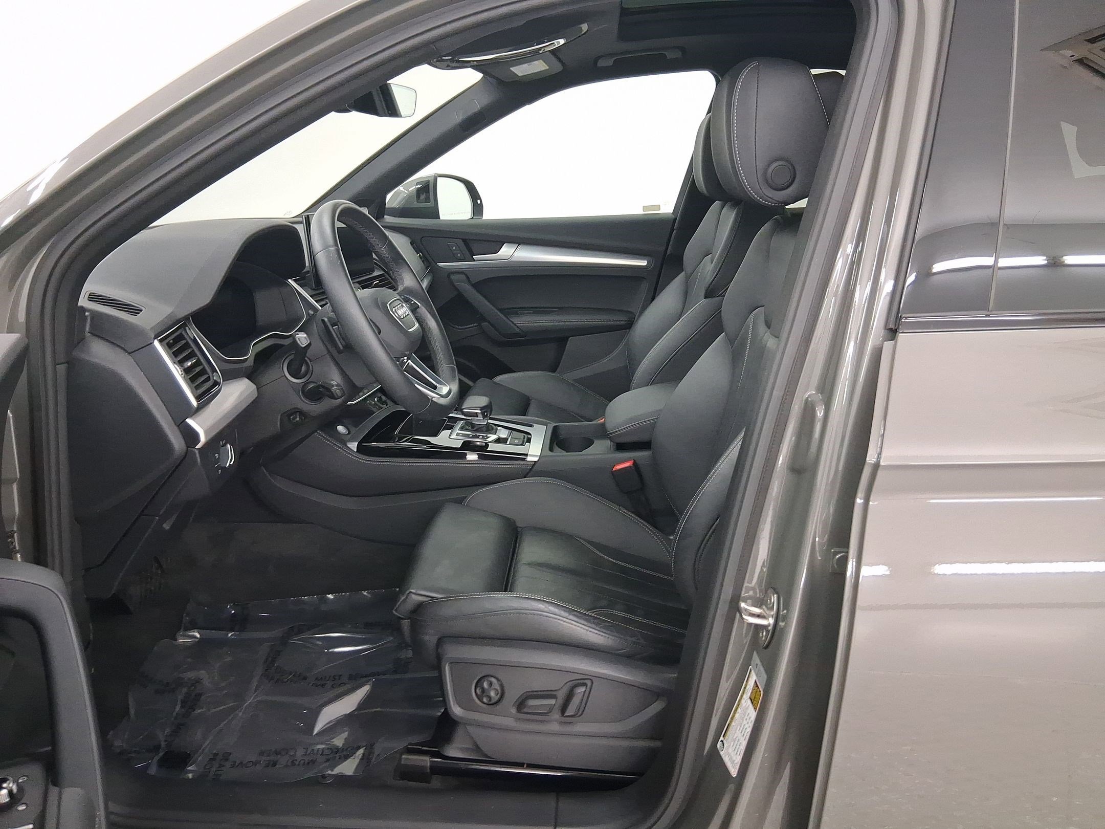 Used 2023 Audi Q5 2.0T Premium Plus w/ Premium Plus Package image 5