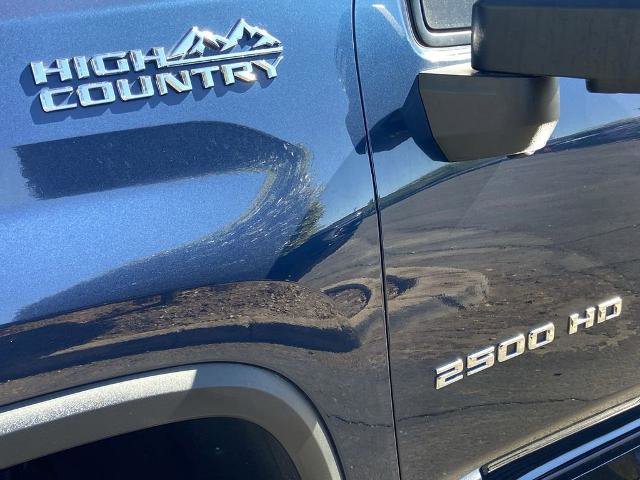 Used 2022 Chevrolet Silverado 2500 High Country w/ Z71 Off-Road Package image 27