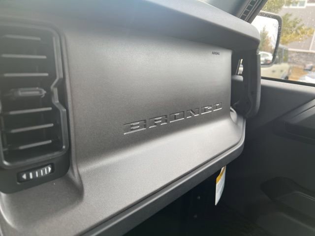 New 2025 Ford Bronco Big Bend w/ Matte Film Protection Package image 32