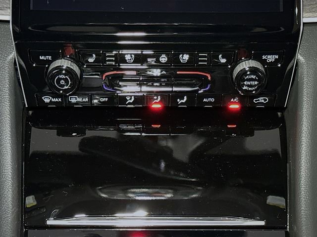 New 2025 Jeep Grand Cherokee Limited w/ Luxury Tech Group II image 10