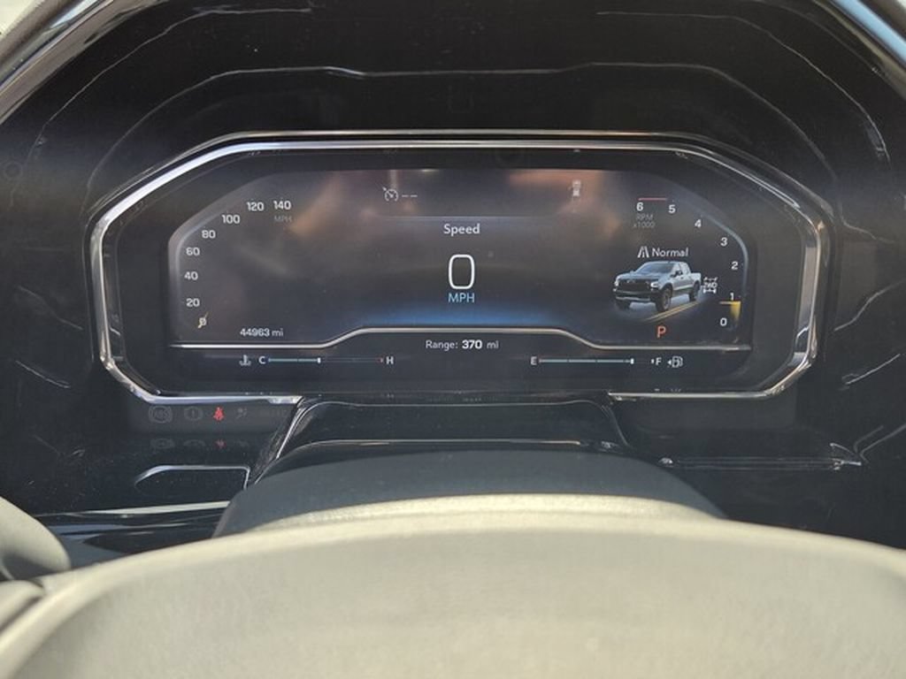 Used 2025 Chevrolet Silverado 1500 ZR2 AWD/4WD image 31