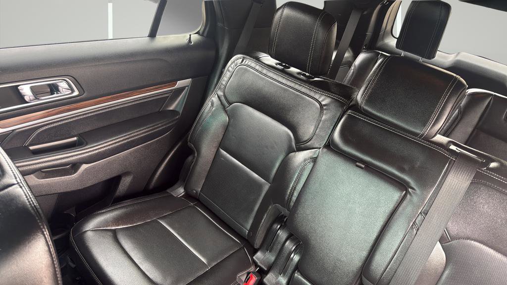 Used 2016 Ford Explorer Limited image 30