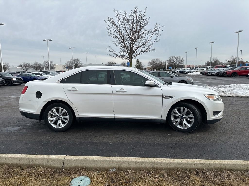 Used 2011 Ford Taurus SEL w/ 201A Rapid Spec Order Code image 11
