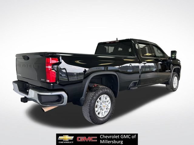 Used 2024 Chevrolet Silverado 2500 LTZ w/ LTZ Premium Package AWD/4WD image 3