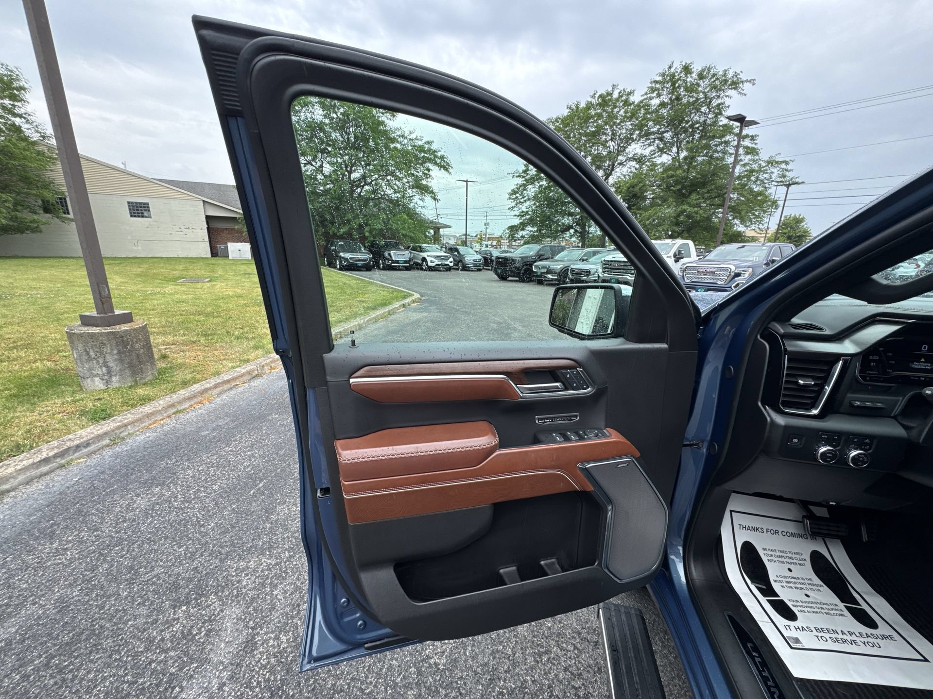 Used 2024 GMC Sierra 1500 Denali Ultimate AWD/4WD image 23
