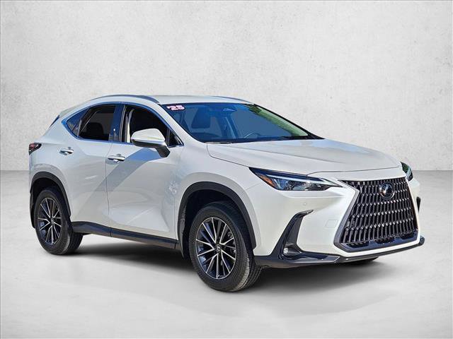 Used 2025 Lexus NX 250 NX 250 image 3